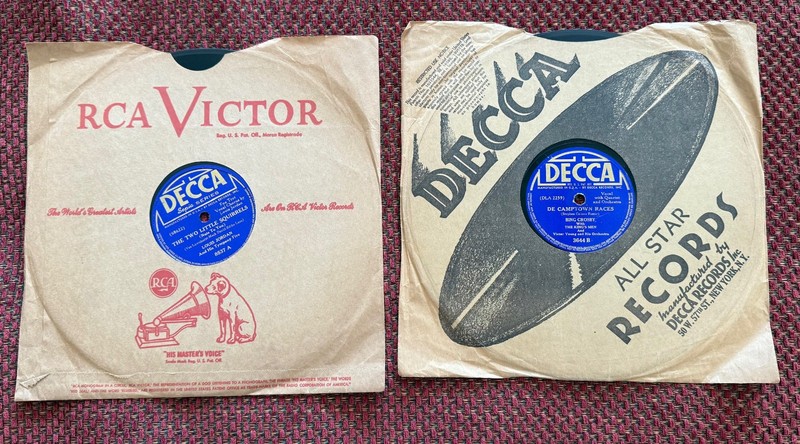 Decca Louis Jordan 2 Little Squirrels  & Bing Crosby De Camptown Races 78 RPM