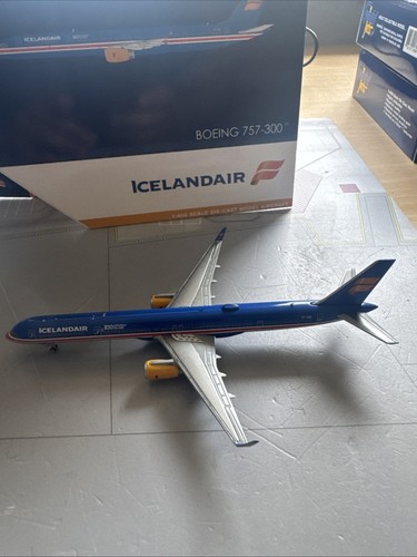 Gemini Jets 1:400 Icelandair Boeing 757-300 TF-ISK - Imagen 5 de 9