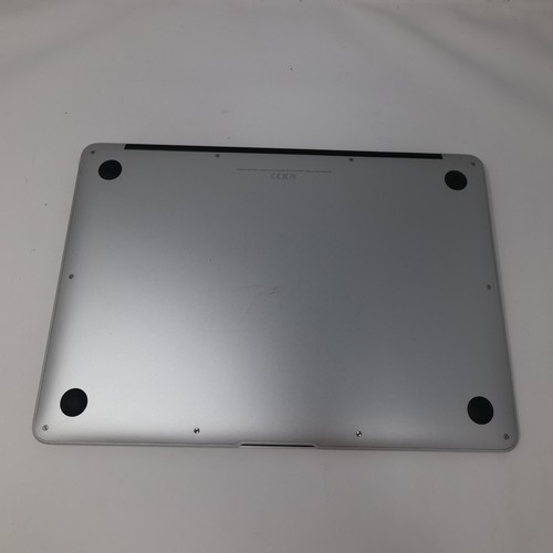 MacBook Air A1466 5,2 i5-3317U 4GB Ram 128GB SSD 13" Faulty - Afbeelding 8 van 9