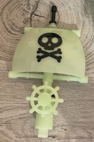 Ryan's World Glow-in-the-Dark Pirate Ship and Figures Including Clear Pirate - Picture 3 of 12