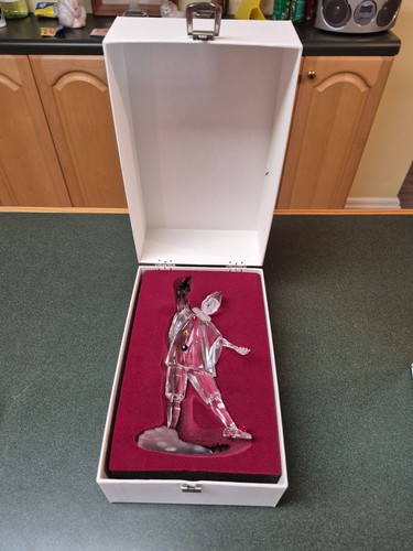 Vintage SWAROVSKI Masquerade Pierrot Figurine ANNUAL EDITION 1999 W Plaque & Box - Picture 2 of 9