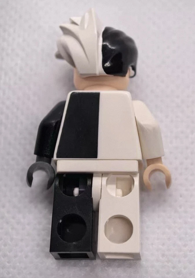 LEGO Batman Original Two Face Minifigure bat004 From 7781 - Image 2 of 4