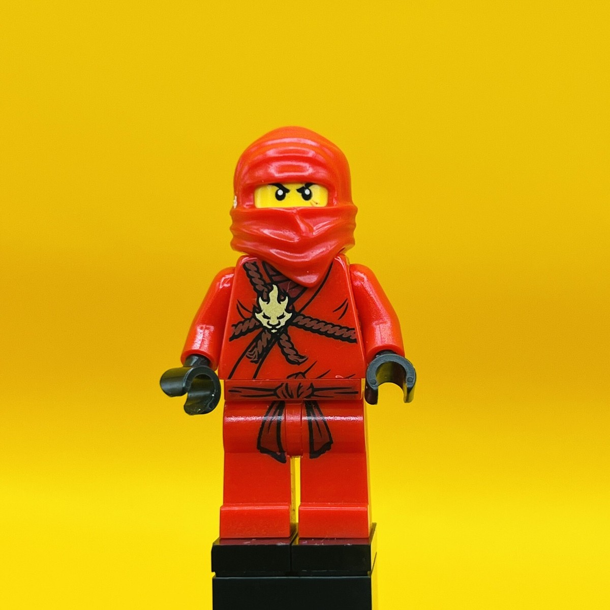 LEGO Ninjago Minifigure Kai The Golden Weapons njo007