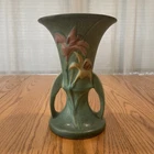 Vintage ROSEVILLE POTTERY #132-7 ZEPHYR LILY VASE GREEN 7.25”