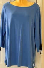 Talbots Tunic Top Women Size Medium Blue 3/4 length sleeve Bow Accents on Slvs