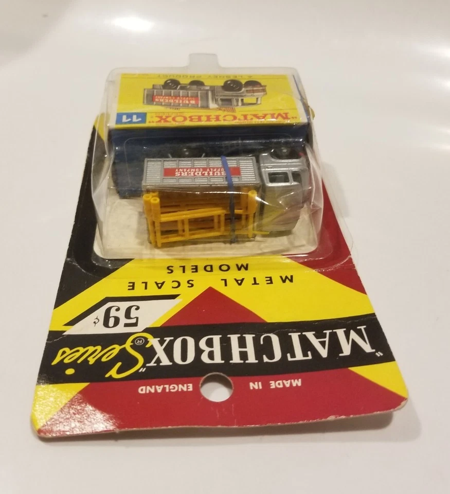 Vintage 1968 Matchbox Lesney Fred Bronner Scaffolding Truck #11 Blister Pack - Image 4 of 4