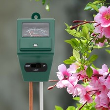GardenKraft 3-in-1 Soil Testing Kit / Tests pH, Light & Moisture in Soil