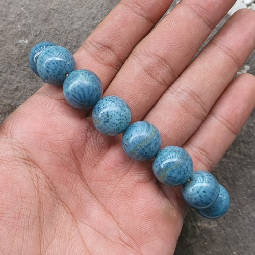14.5-15 MM Genuine Indonesian Blue Coral Bracelet 15 Beads - Picture 5 of 9