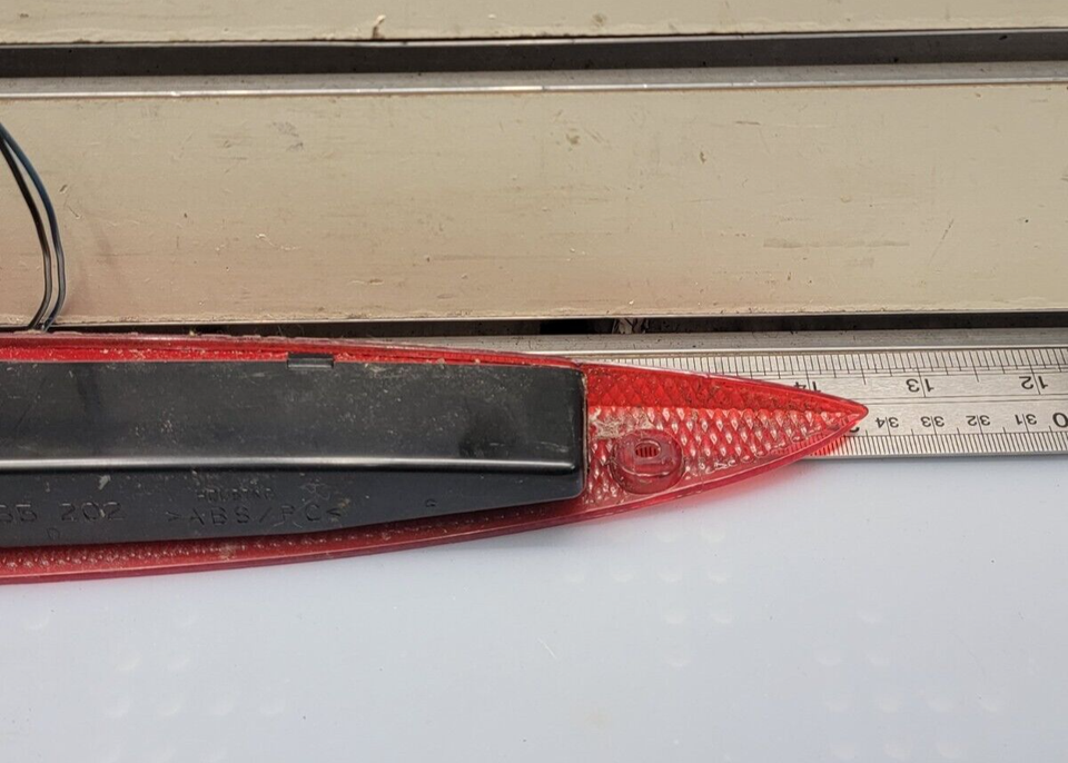 🔥0207 Buick Rendezvous Third Brake Light Upper Rear Tailgate Hatch