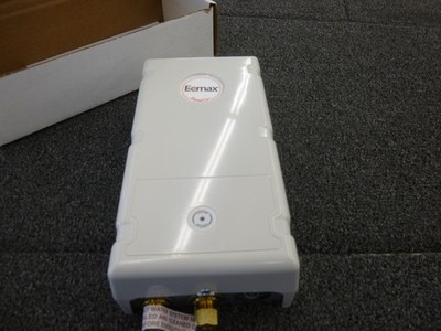 CHEAP   EEMAX SPEX35 FLOW CO. ELECTRIC TANKLESS WATER HEATER 3.5KW @ 220V