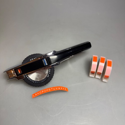 Vintage Dymo 1550 Chrome Embossing Label Maker with 3 Tape Cartridges Esselte