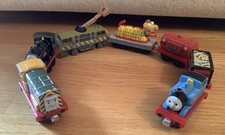 Thomas & Friends Gullane Die Cast Magnetic Trains Metal Lot Of 7 2002 2003 2005