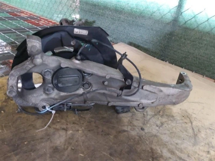 2014-2019 Infiniti Q70 Front Left Driver Spindle Knuckle Module Assembly Oem Foto 2 de 4