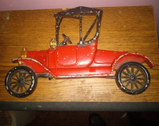 Ertl Ford Model T Diecast Car Red Black Antique Style Open-top Toy Vehicle
