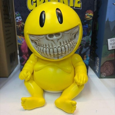 Ron English GRINNIE Soft Vinyl Figure 18cm From Japan