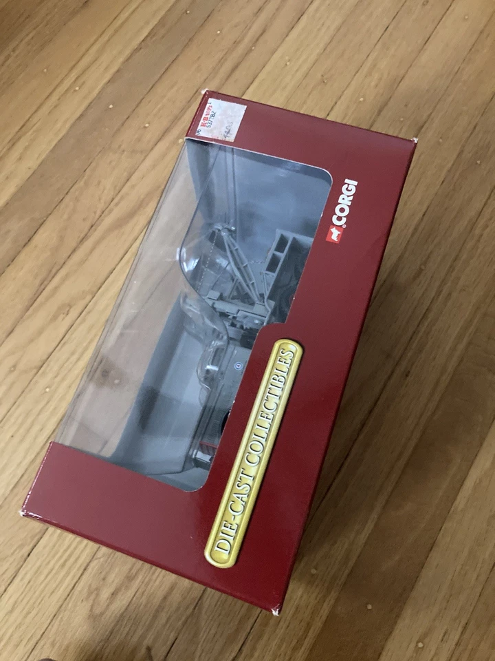 1:50 Scale Corgi Die-Cast 55606 Public Service NJ Diamond T980 Wrecker - Image 2 of 4