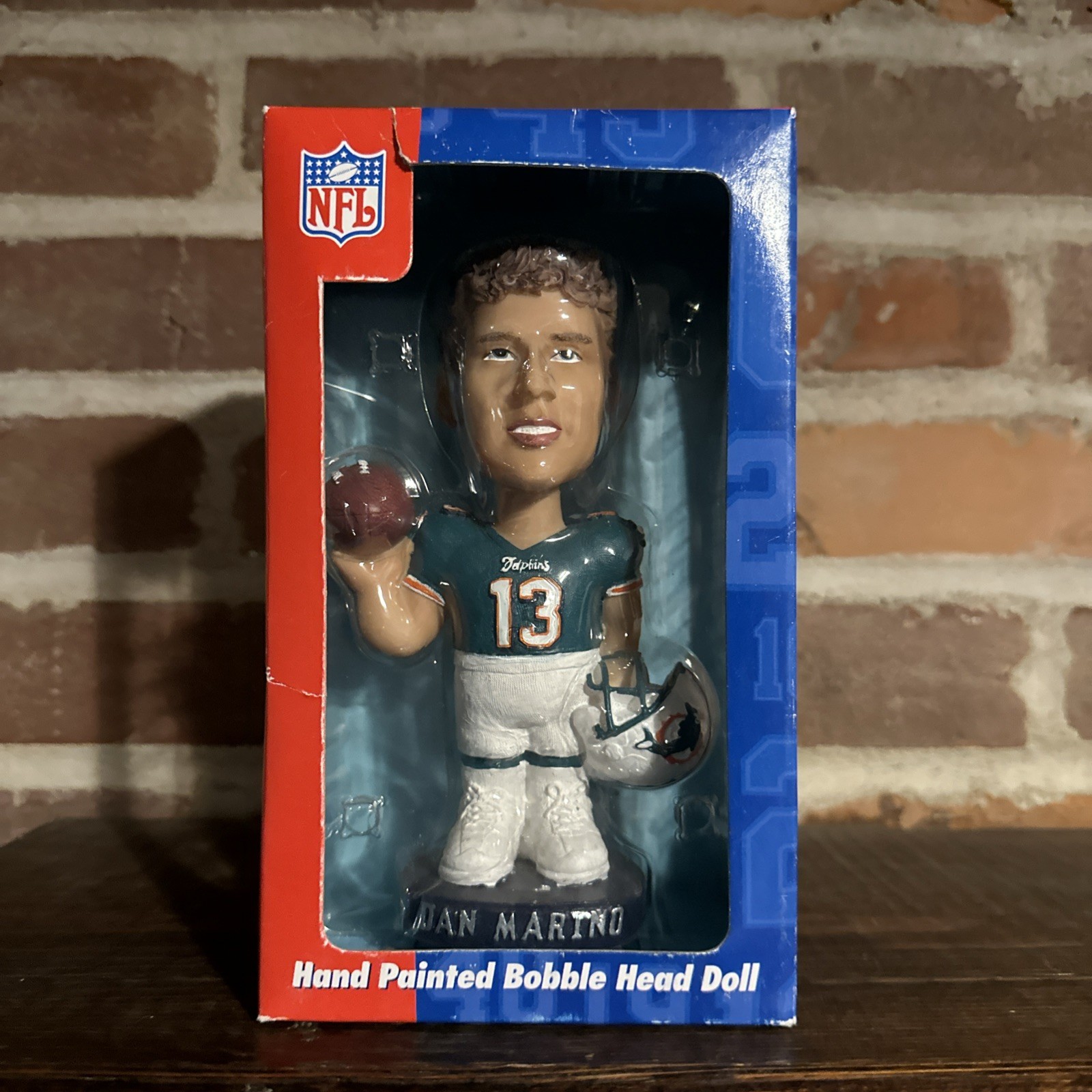 NFL QB Club: Miami Dolphins DAN MARINO Hand Painted Bobblehead Vintage NIB
