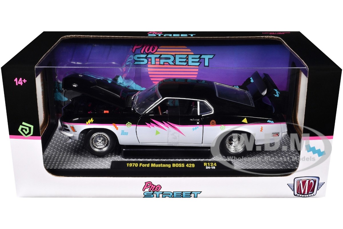 1970 FORD MUSTANG BOSS 429 BLACK & GRAY 1/24 DIECAST MODEL CAR BY