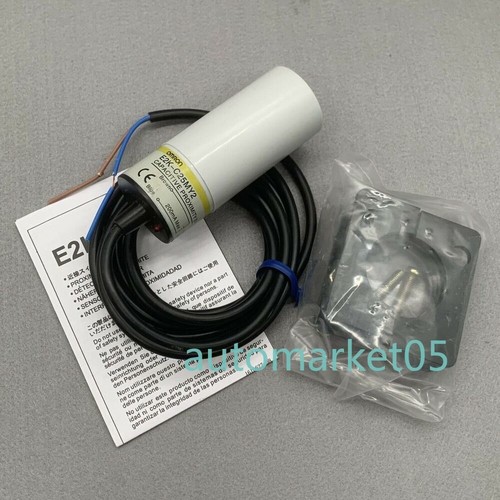 New In Box OMRON E2K-C25MY2 Proximity sensor - Picture 3 of 11