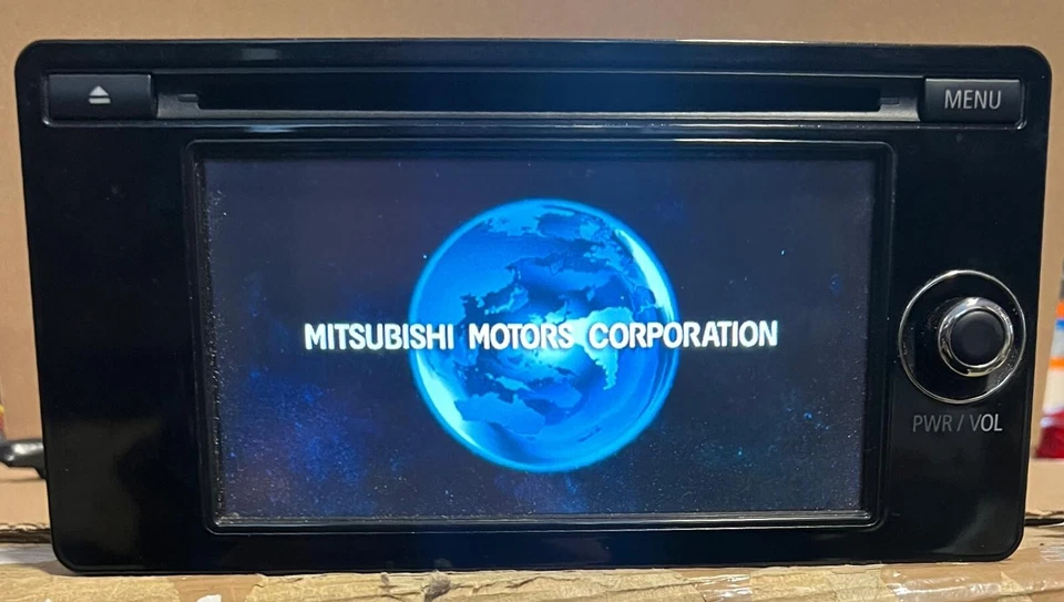 Autoradio mit CD Mitsubishi Outlander III 3 8701A627 TOP ZUSTAND GARANTIE - Bild 2 von 3