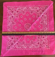 New Hav-A-Hank Hot Pink Paisley Bandana Handkerchief Scarf Western Biker Cotton