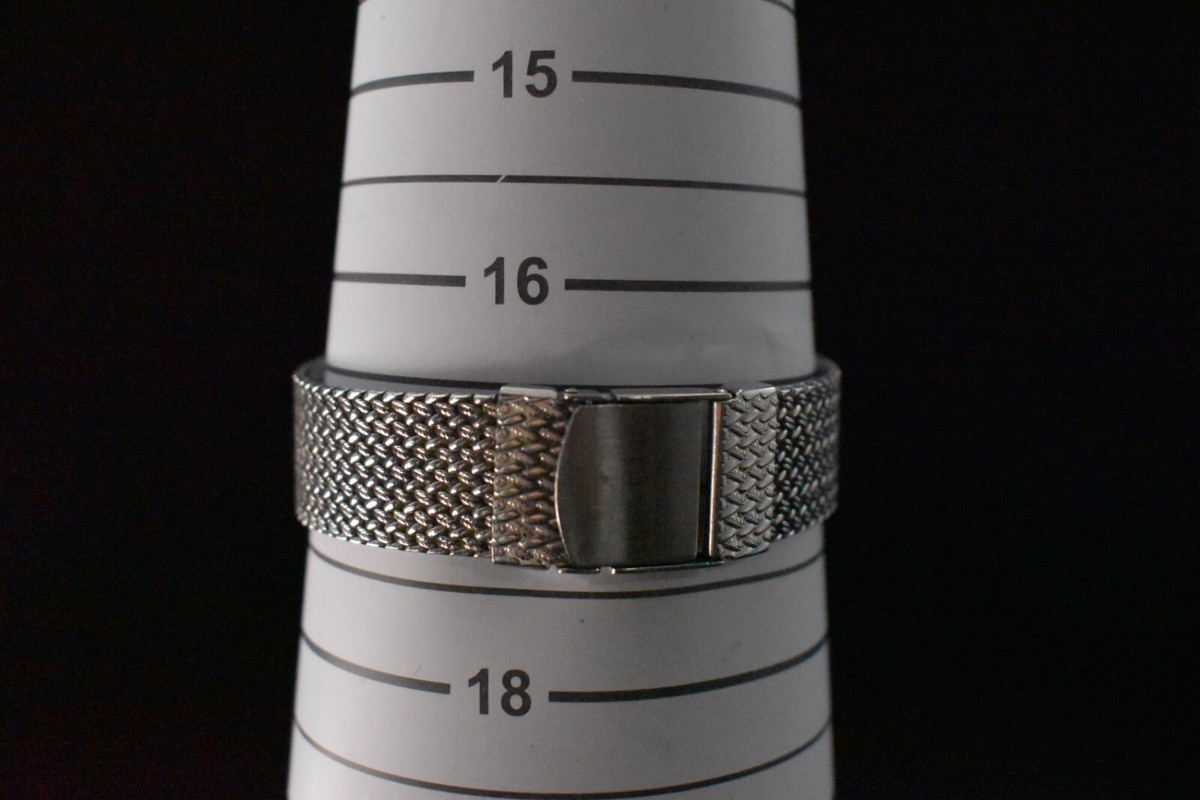 Seiko Dolce 9521‑5010 シルバー メンズ Seiko Dolce Re.9521-5010 Two Tone 33x27mm Case Mens Quartz