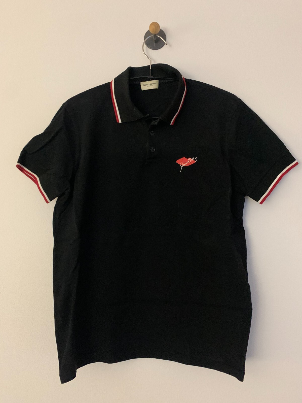 Polo Saint Laurent in cotone con bacio lento