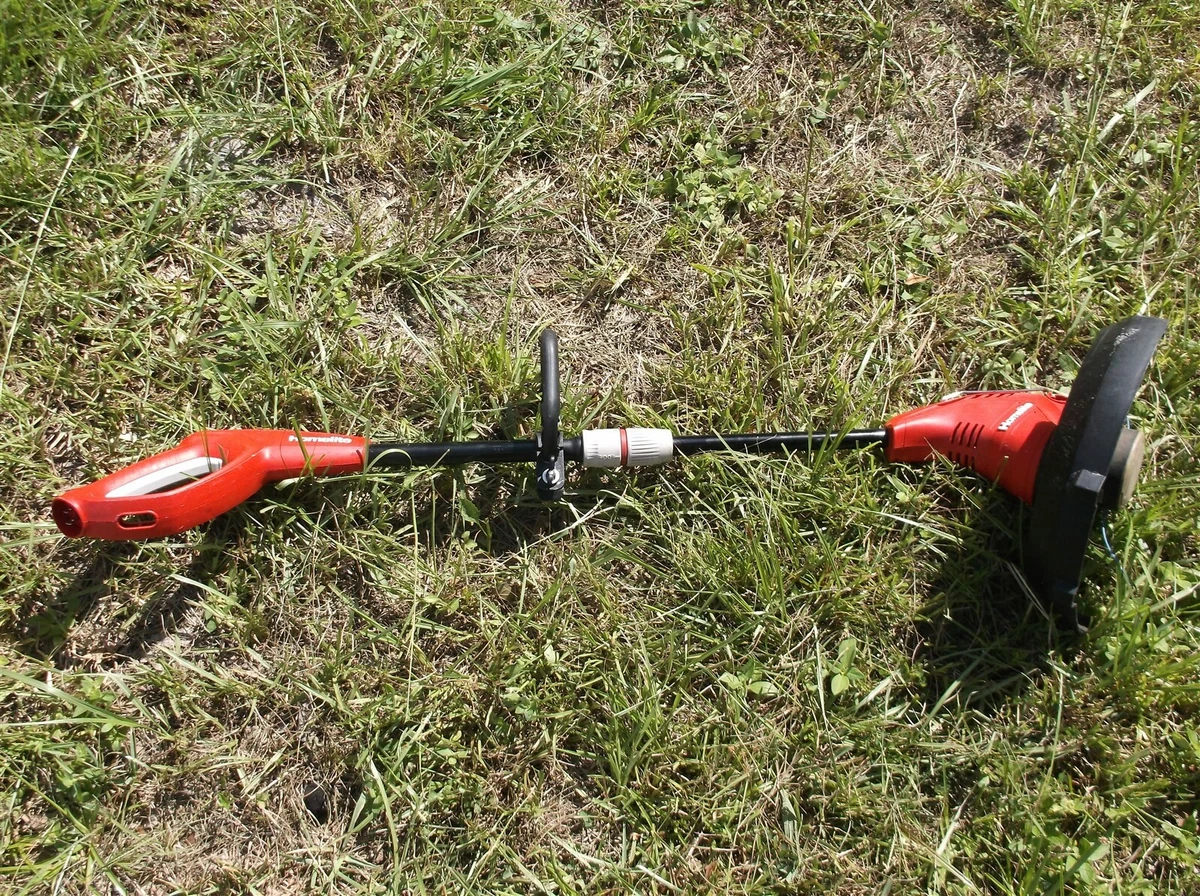 Homelite 13 2024 electric string trimmer