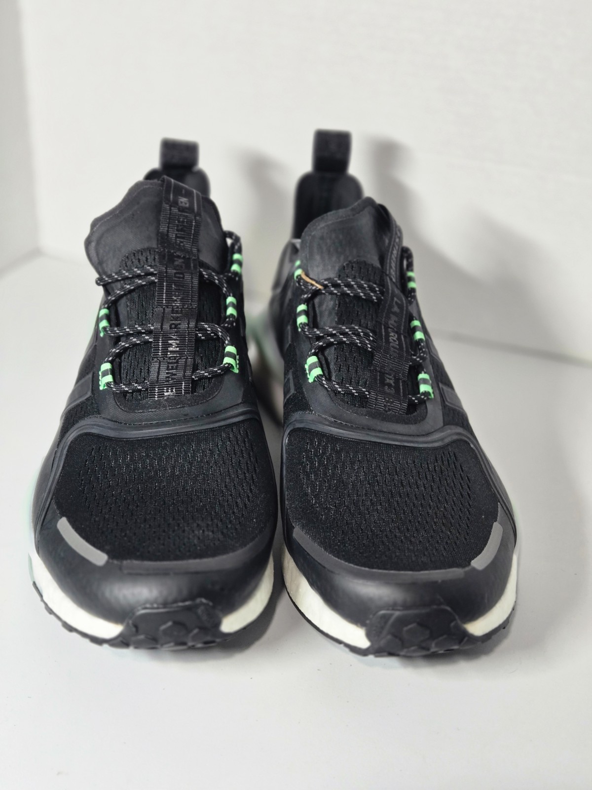 SAOLA Adidas Sneakers Uomo Taglia 13 Nero Bianco Verde NMD_V3 Scarpe da Corsa