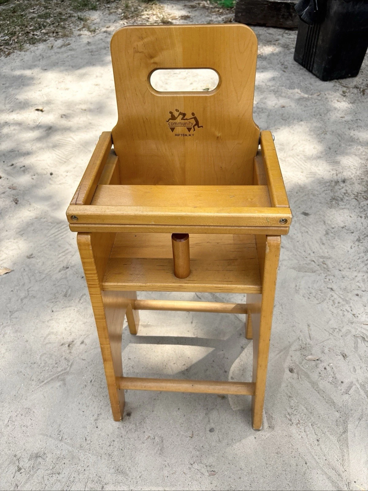 Community Solid Wood Baby Doll High Chair 29"(H)x11"(W)