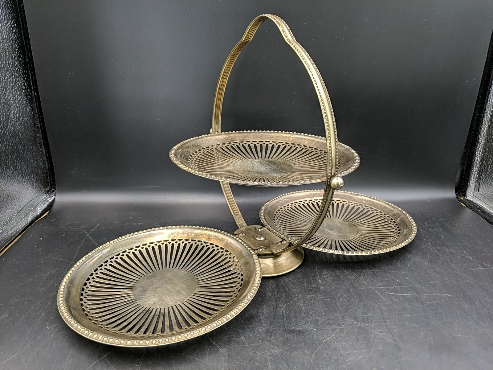 Edwardian Style Three Tiered Serving Stand Collapsible Clam Shell Storage Handle