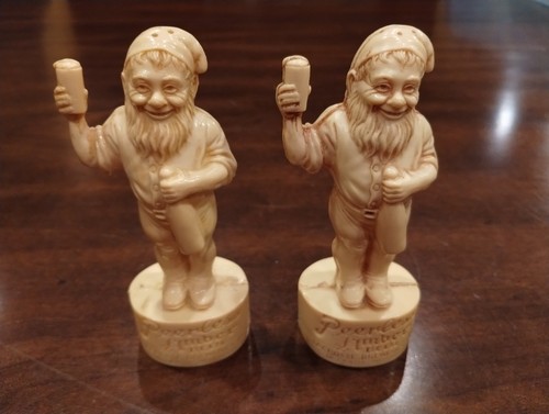 Vintage Peerless Amber Beer Salt & Pepper Shakers La Crosse WI