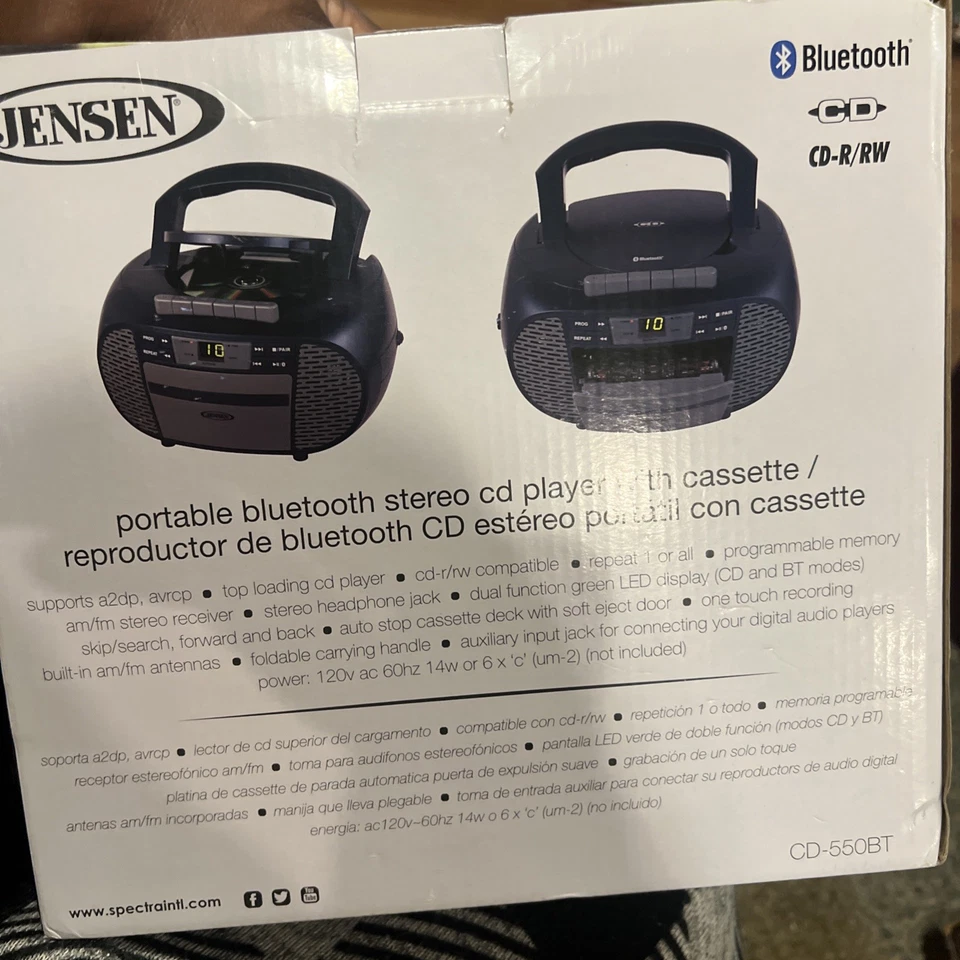 Reproductor de cassette y CD estéreo portátil JENSEN CD-550 con radio AM/FM Foto 2 de 2