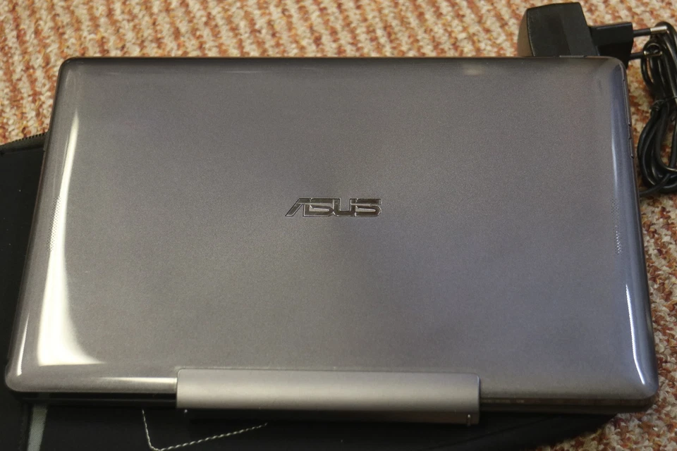 ASUS T100TA-DK005H Transformer Book Intel Z3740 10.1" Touchscreen 32+4+500 GB ! - Bild 4 von 4