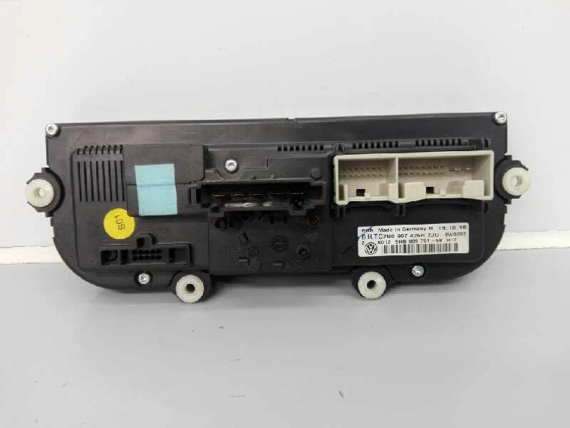 5HB009751 HEATING / AIR CONDITIONING CONTROL PANEL / E2-A1-20-3 / 7N0907426RZJU - Image 4 of 4