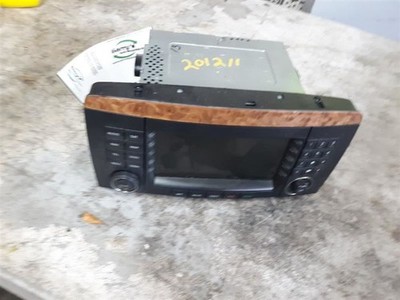 Audio Equipment Radio 251 Type R320 Receiver Fits 06-07 MERCEDES R-CLASS 489325
