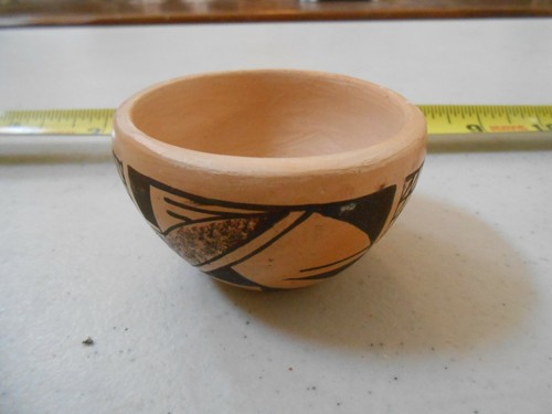 VINTAGE RARE NATIVE AMERICAN HOPI POTTERY POT SIGNED NEVA REYNA 1ST MESA - Picture 9 of 10