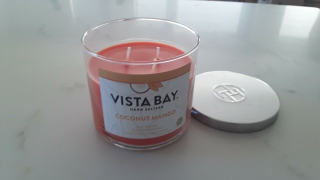 Huntington Home Vista Bay Hard Seltzer Coconut Mango ...
