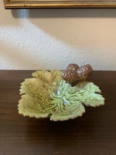 VINTAGE YELLOW GOLD LEAF TRINKET BOWL WITH PINECONES