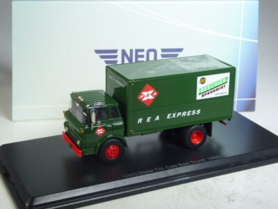 (KI-01-36) Neo Scale Models 64087 GMC Truck REA Express in 1:64,  OVP defekt