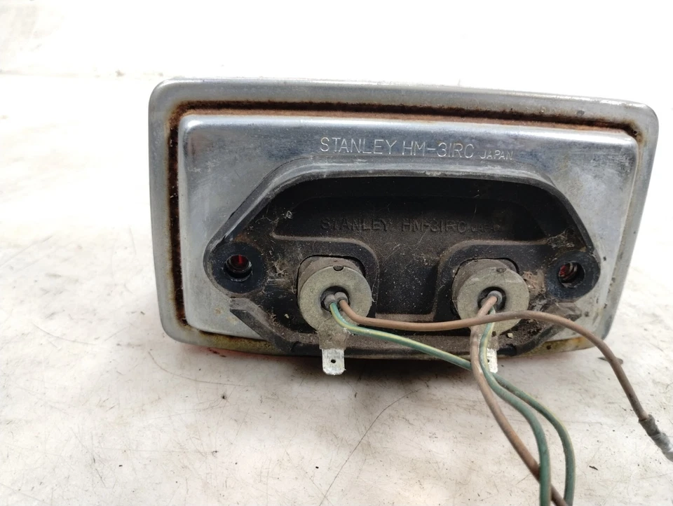 Luz de freno trasera personalizada Honda CB750 C 1981 81 luz trasera Foto 2 de 4