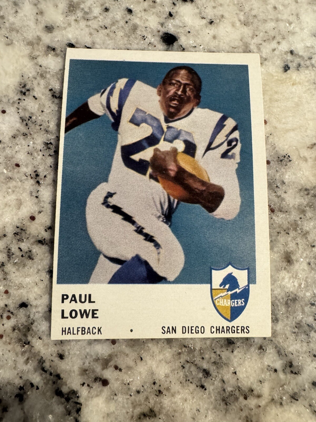 MINT 1961 FLEER PAUL LOWE #157 CHARGERS SUPER LOOKING CARD!