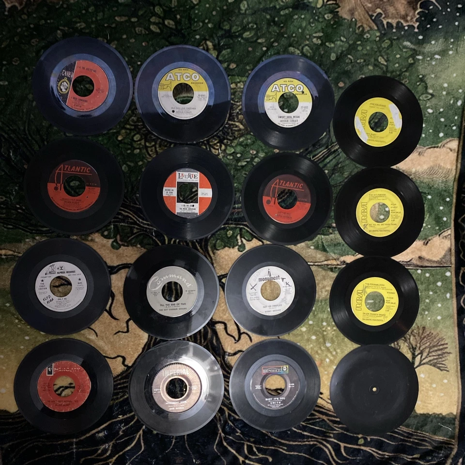 Vintage Lot 16 45 RPM Records RCA ATLANTIC ATCO Aretha Franklin Presley First Ed - Image 2 of 4