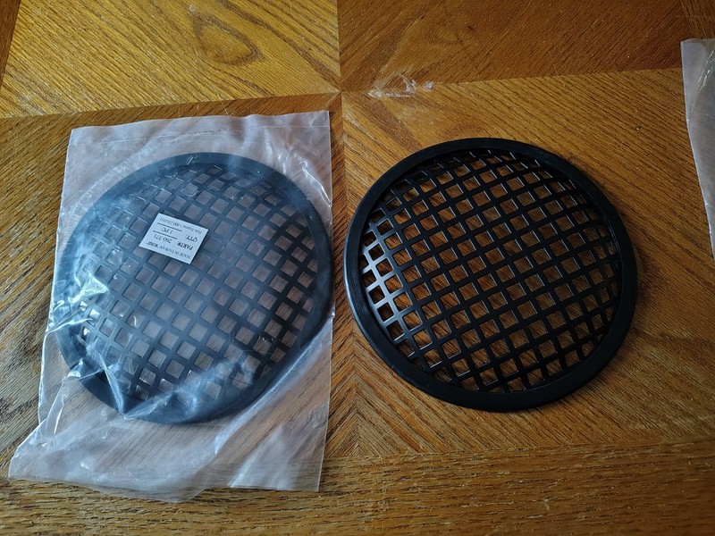 1 Pair 2pcs 6.5" Subwoofer Metal Waffle Grills - Universal Speaker Mid Range