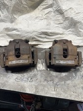 BMW E46 330d Front Brake Calipers & Carriers