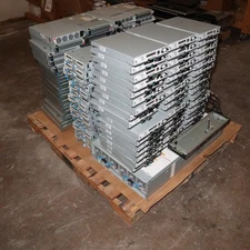 Hitachi VSP G1000 HP XP7 HUS150 mixed equipment. Buyer to arrange for freight.