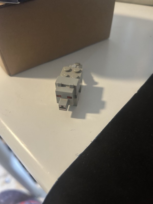 Lego Minecraft Wolf Angry Red Eyes