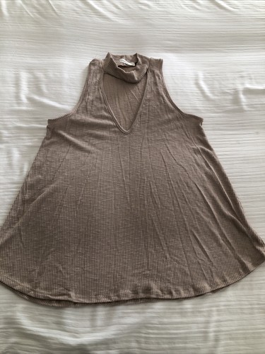 OOTD Fash MEDIUM beige Ladies Knit Pulliver Top Peekaboo