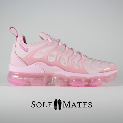 size 7.5 womens vapormax plus