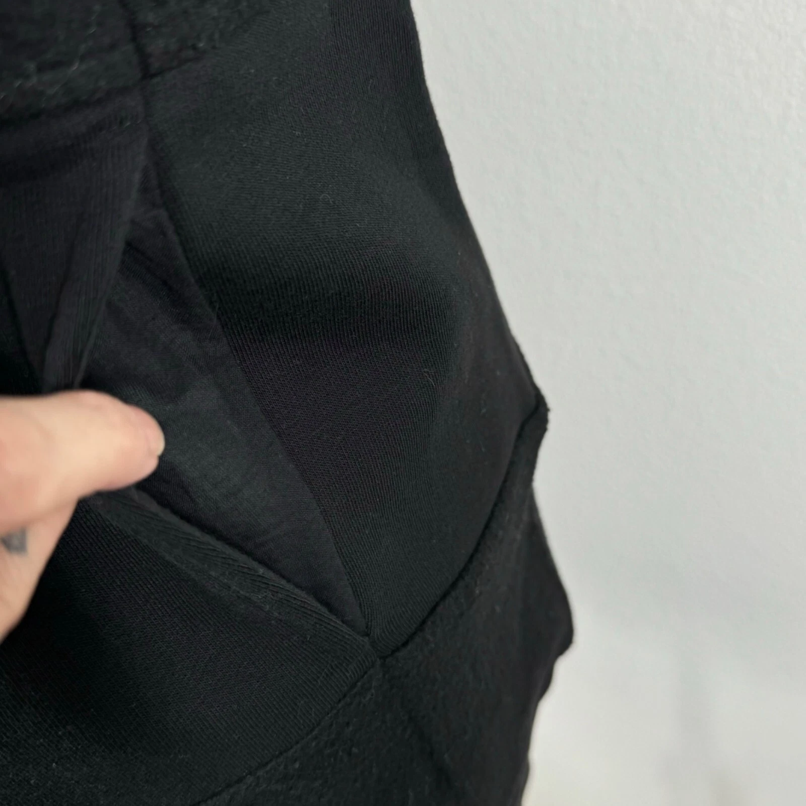 MAISON MARGIELA Felpa con cappuccio oversize Maison Martin Margiela MM6 nera manica corta taglia XS